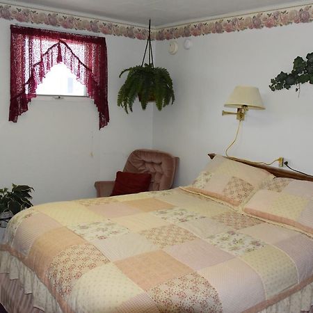 Royals Inn Motel Malta Экстерьер фото