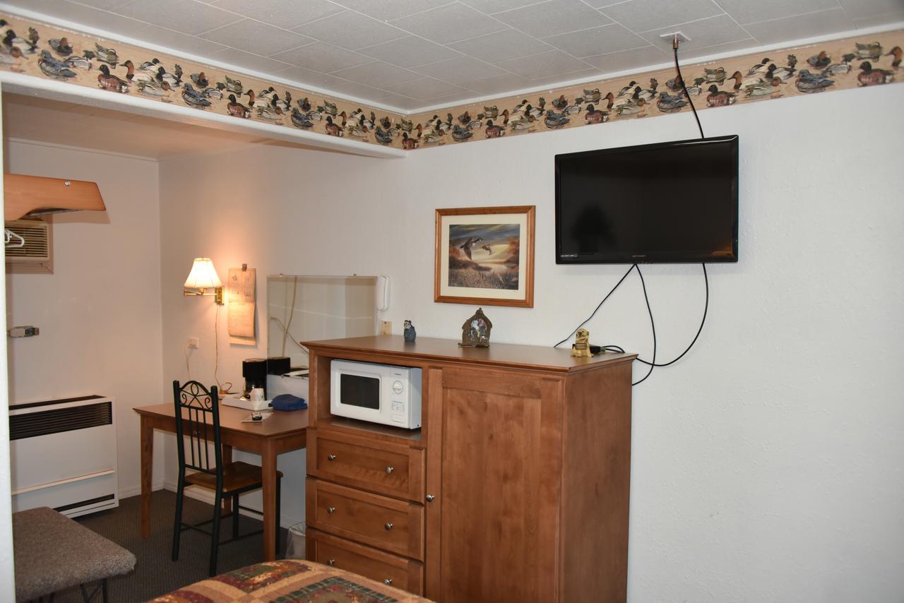 Royals Inn Motel Malta Экстерьер фото